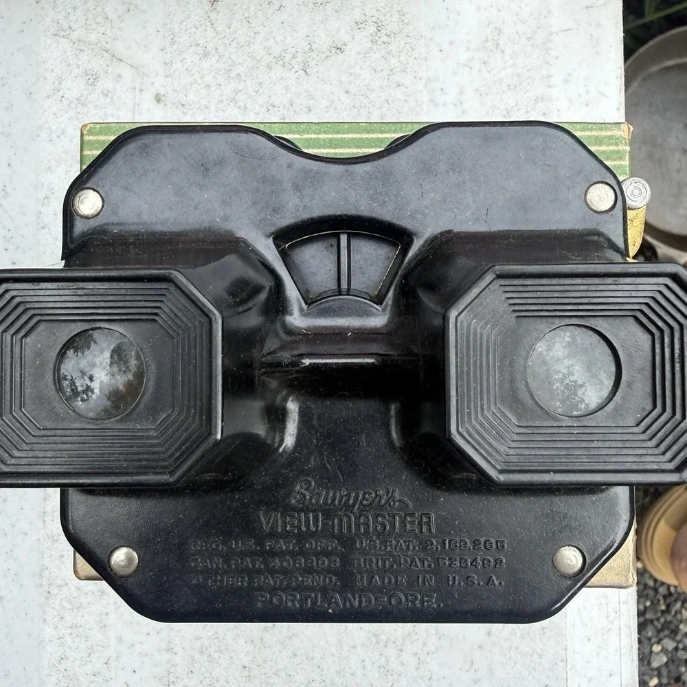 Vtg View-Master 1 Viewer 1 Bakelite Light Attachment Case With Reels